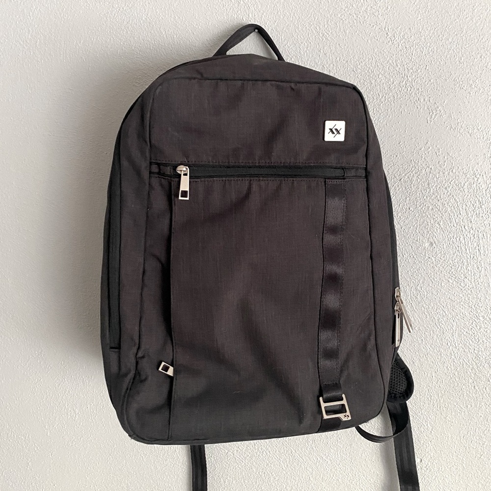 JuJuBe Backpack Diaper Bag Black Lightweight Commuter Neutral Baby Work Casual